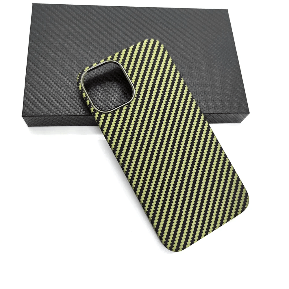 Carbon fiber case for iPhone - IDefend